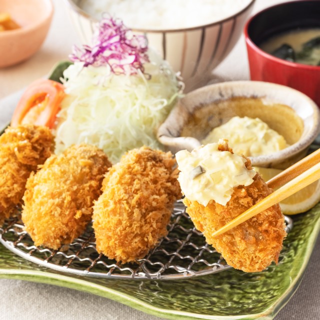 ジューシーで旨みたっぷり！広島県産「大粒牡蠣フライ」10月3日(金)～