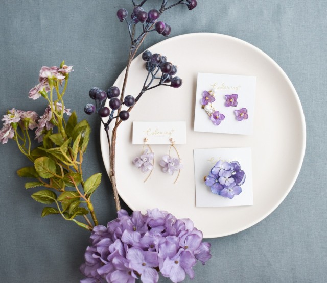 お花の手作りアクセサリー Coloring期間限定販売